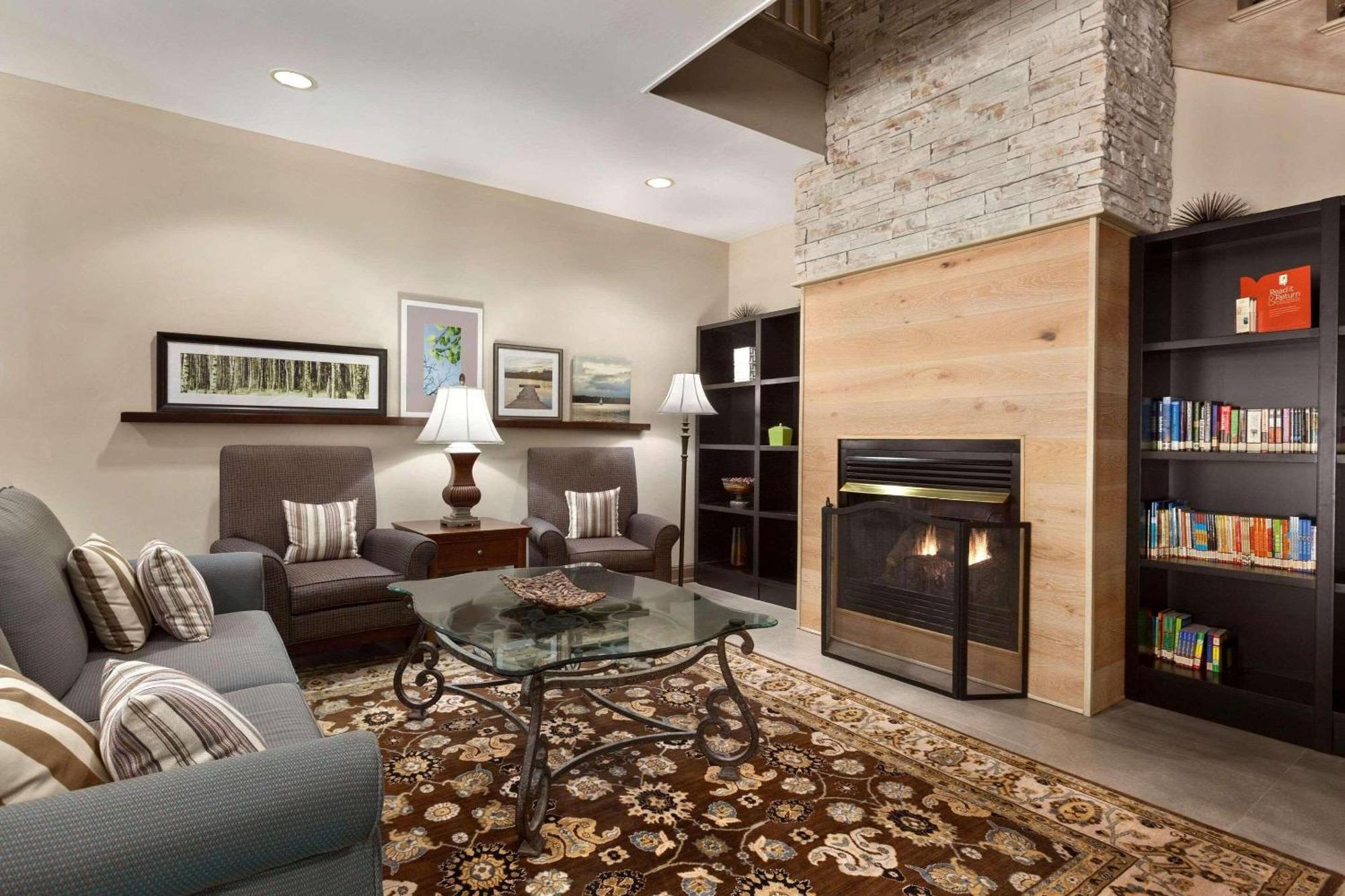Country Inn & Suites By Radisson, Dalton, Ga Bagian luar foto