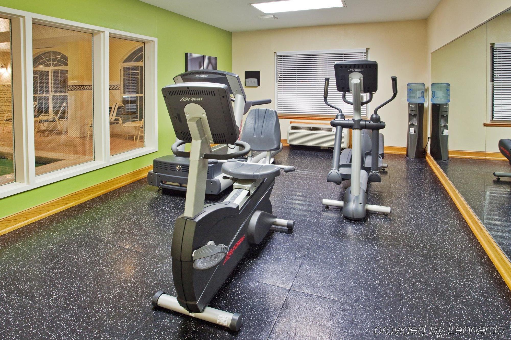 Country Inn & Suites By Radisson, Dalton, Ga Bagian luar foto